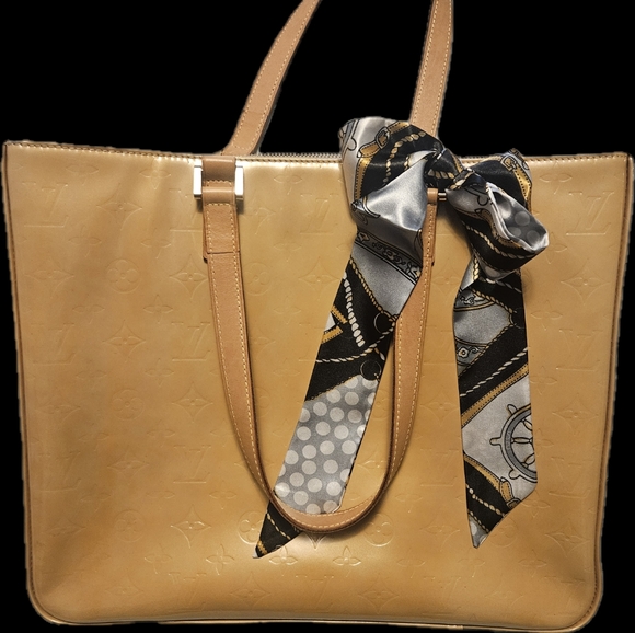 Louis vuitton vernis columbus tote